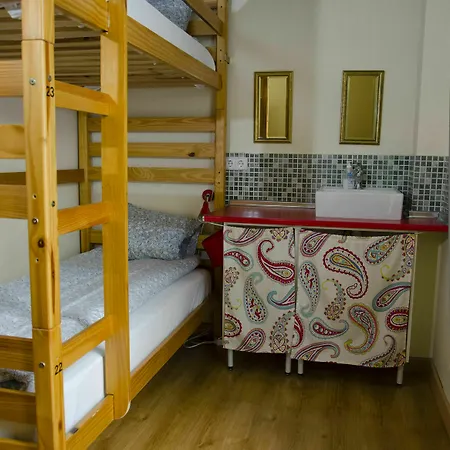 Hostal El Granado *