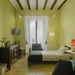 El Granado Hostel Granada