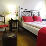 El Granado Hostel *